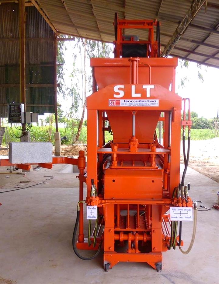 เครื่องอัดอิฐบล็อก 6 ก้อน SLT-6 ภาพจริง
